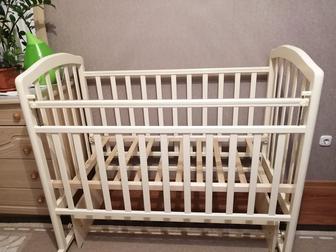 Продам детскую кроватку