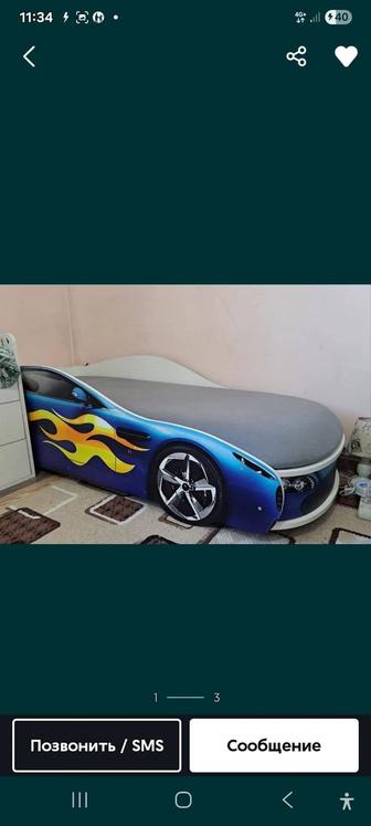 Продам детскую кровать-машину