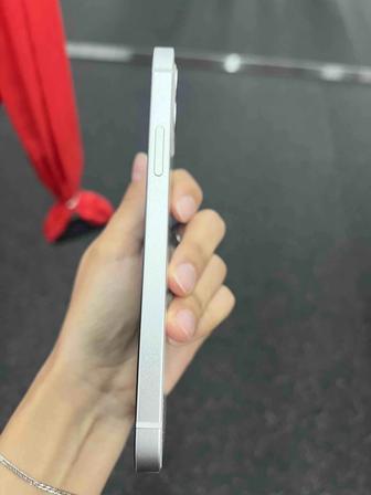Продам IPhone 12