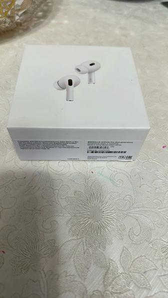 Наушники IPhone AirPods Pro (2 nd generation) model A2931 правое ухо