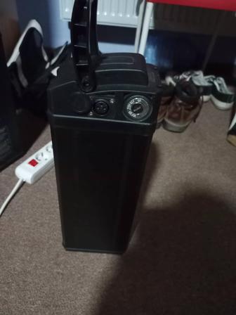 Батарея Аккумулятор