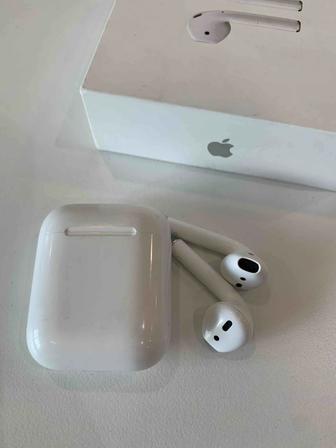 AirPods 1 поколения