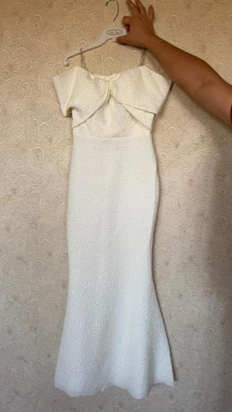 Женское платье