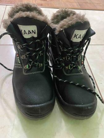 Аяк киім KAAN