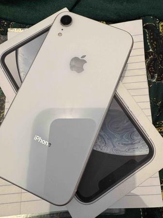 Телефон айфон XR, 64 Г