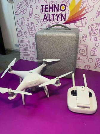 Квадрокоптер DJI Phantom 4 Pro v.1