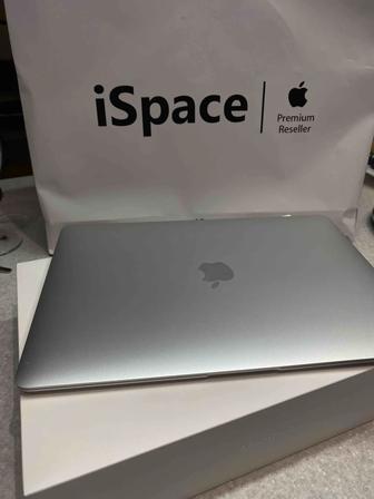 MacBook Air 13, M1, 256gb. Silver