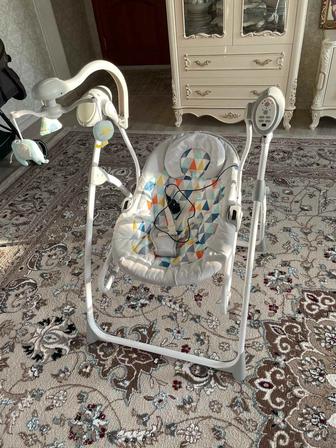 ПРОДАМ ИДЕАЛЬНЫЙ ЭЛЕКТРОННЫЙ ШЕЗЛОНГ-КАЧЕЛИ 5-в-1 С ПУЛЬТОМ И МУЗЫКОЙ!