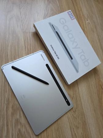 Продам Samsung Tab S8 128 gb white