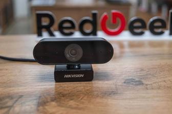 Веб камера Hikvision DS-UO4 черный 4Мріх Магазин Red Geek