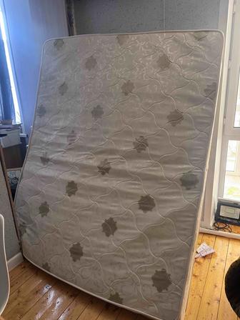 Матрас б/у