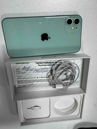 Продам IPhone 11, 128 ГБ ,мятный