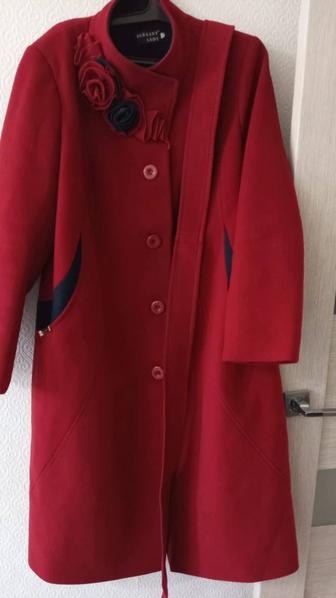 Пальто женское 54 размер