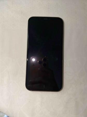 Продам Айфон 12 про графитового цвета