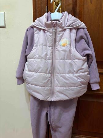 Весенняя жилетка и комбинезон