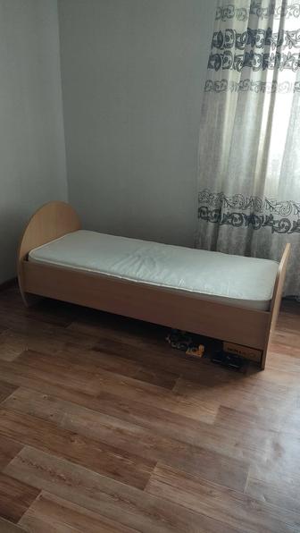 Продам детскую кроватку ЛДСП