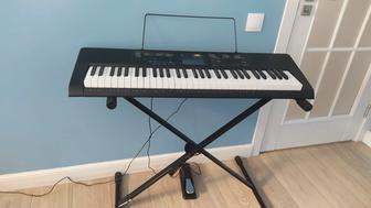 Продаю синтезатор Casio CTK - 2400