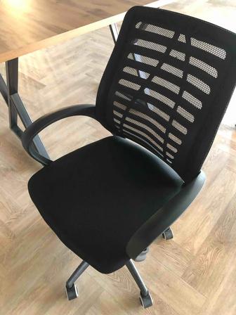 Продам новые кресла