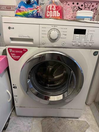Продам стиральную машину LG