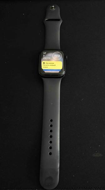 Продам Apple Watch  44 мм (GPS, 2го поколения)