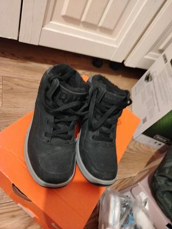 Продам сапоги для мальчика