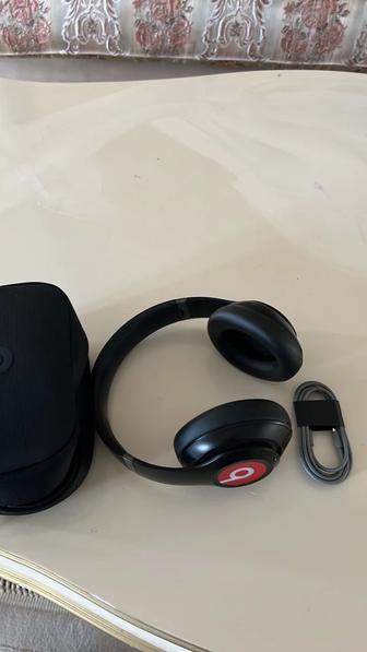 Beats Studio pro