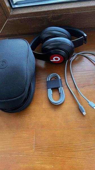 Срочно продамBeats Studio pro наушники