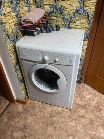 Продам стиральную машину