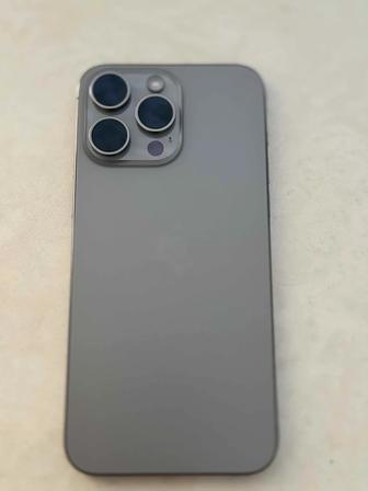 Продаю iPhone 15 pro max titanium