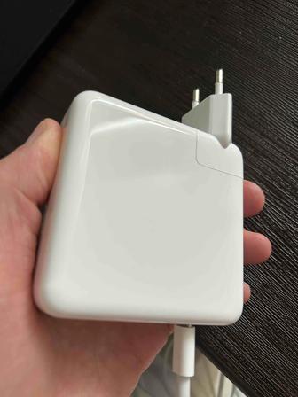 Зарядка для MacBook Type-C