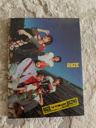Альбом фотобук RIIZE 1st album photobook version