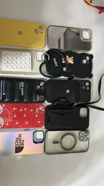 Продам чехлы для айфона 13