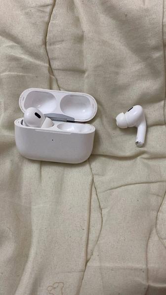 Продам наушники в отличном состоянии Air pods pro 2
