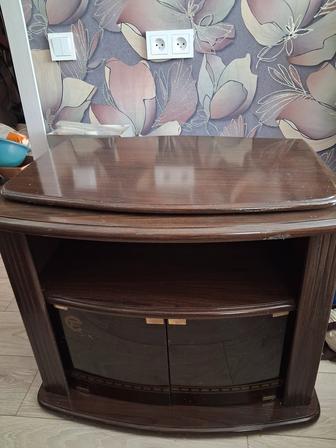 Продать тумба под телевизор.