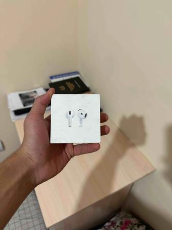 Наушники без кейса