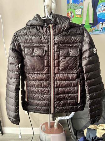 Оригинальная ветровка Moncler