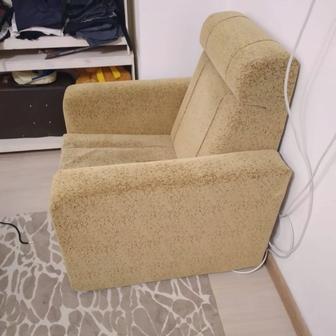 2 одинаковых кресла бу