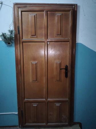 Входная дверь б/у