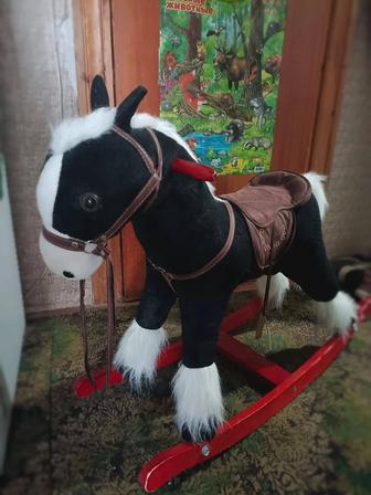 Продам лошадку-качалку