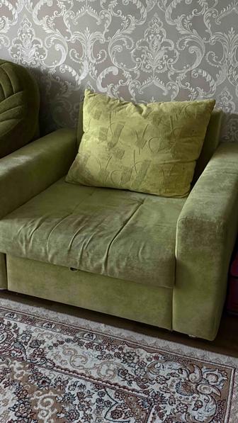 Самовывоз кресло-раздвижное и шкаф плетенный