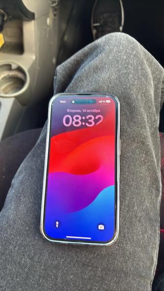 Продам айфон 16