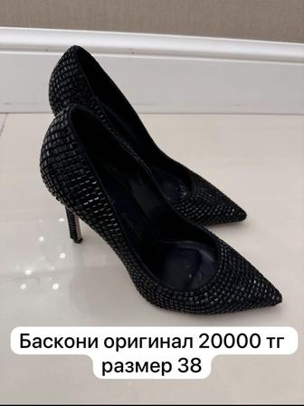 Продам обувь б/у на каблуках