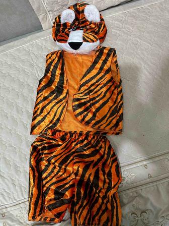 Новогодний костюм