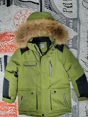 Продается зимняя куртка на 6-8 лет, 134 см.