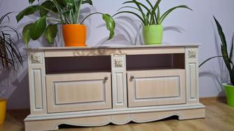 Тумба под телевизор