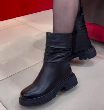 Зимнии женские полусапожки, натуральная кожа,в нутри натуральный мех цигейк