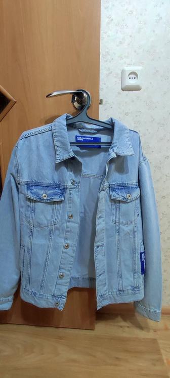 Продам джинсовку Karl Lagerfeld Jeans