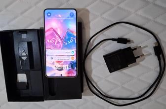 Продаю смартфон Самсунг S23 256 гб. В отличном состоянии