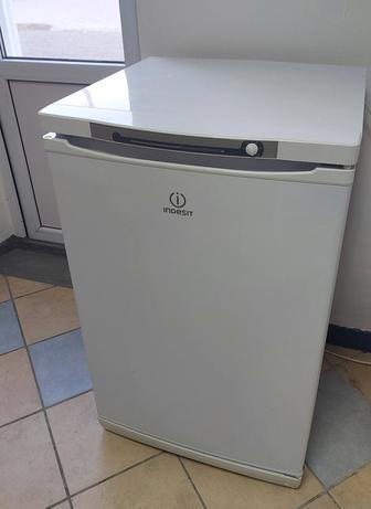 Продам морозильник