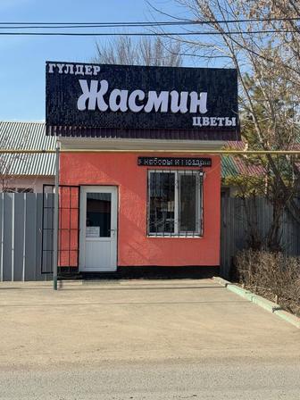 Готовая вывеска для цветочного магазина